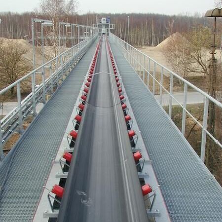 Belt conveyors in compact design
