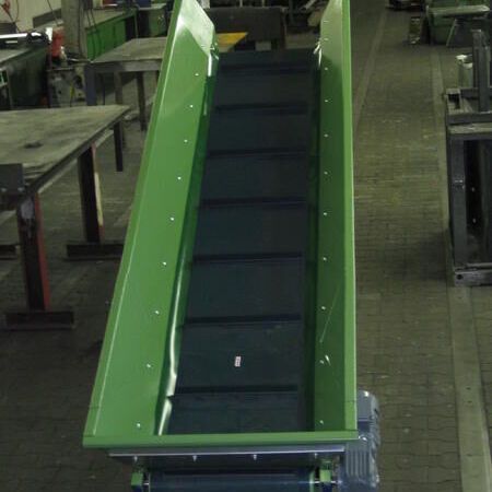 Grid pipe construction for large spans