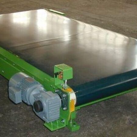 Belt conveyors encapsulated in stainless steel